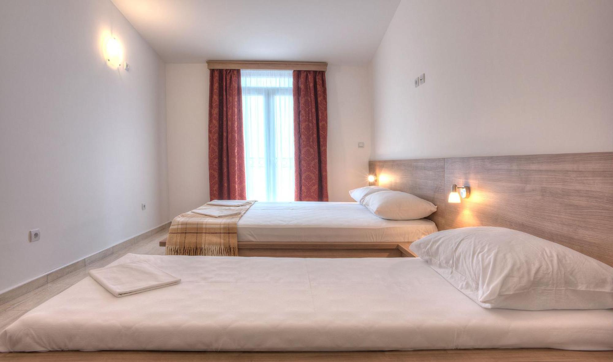 Guest House Maslina Petrovac Kamer foto